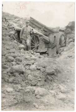 Soldat près d'un canon (Dardanelles)