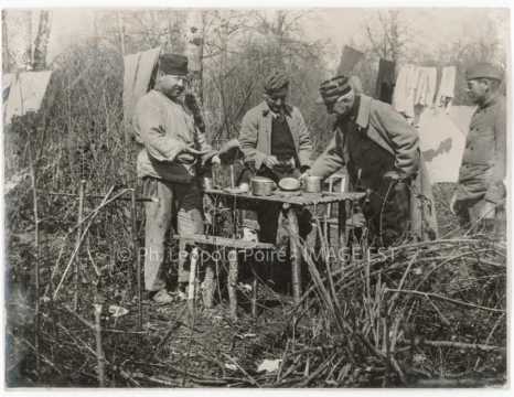 Bivouac sur le front de Champagne