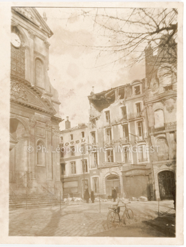 Hôtel de Strasbourg en ruines (Nancy)