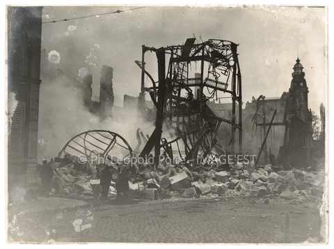 Destruction des Magasins réunis (Nancy)