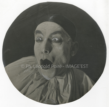 Pierrot étonné