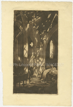 Église en ruines