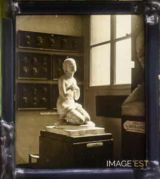 Statue " La prière " de Jean-Louis Jaley (1802-1866)