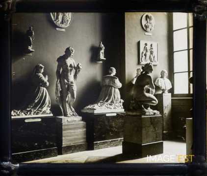 Ensemble de statues