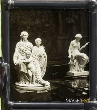 Deux sculptures du 19e siècle