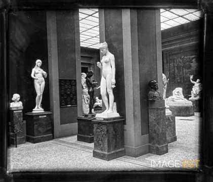 " Psyché sous l'emprire du mystère " de Hélène Bertaux (1825-1909)