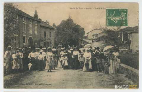 Groupe de personnes (Le Void d'Escles)