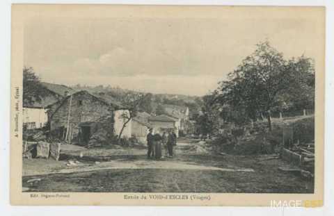 Entrée du village (Le Void d'Escles)