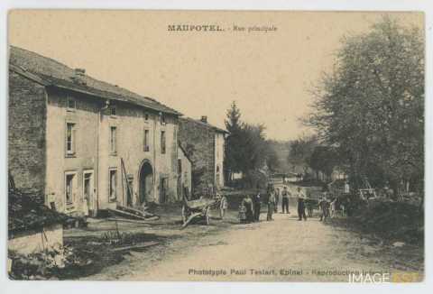 Rue principale (Maupotel)