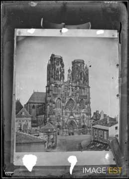 Façade de la cathédrale Saint-Étienne (Toul)