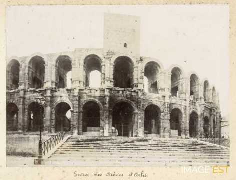 Entrée des arènes (Arles)