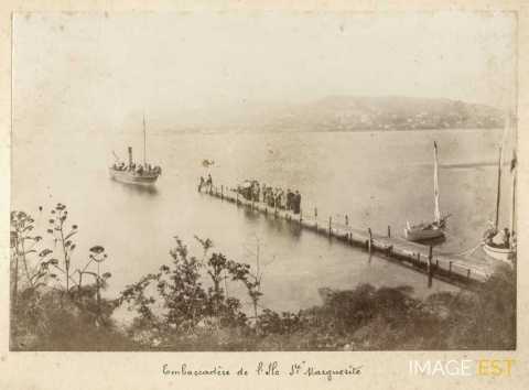 Embarcadère de l'île Sainte-Marguerite (Cannes)