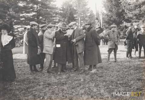 Groupe de personnes (Pau)