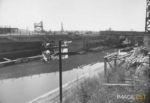 Construction du pont de la RN4 (Varangéville)