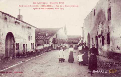 Rue en ruines (Hériménil)