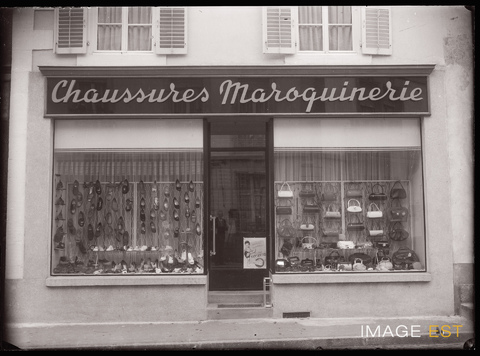 Magasin de chaussures (Le Val-d'Ajol)