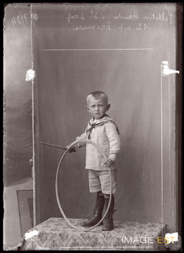 Photographie d'un enfant (Le Val-d'Ajol)