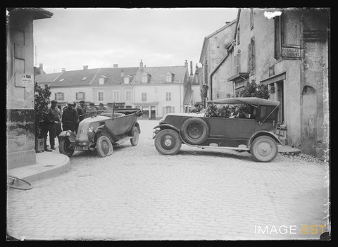 Automobile accidentée (Le Val-d'Ajol)