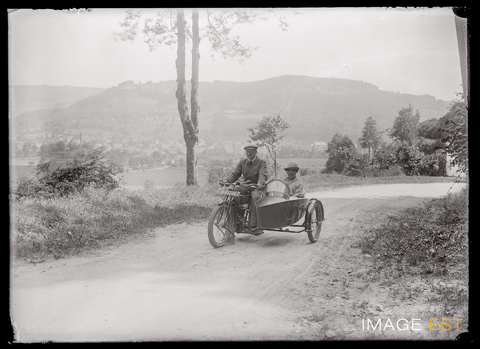 Promenade en side-car (Le Val-d'Ajol)
