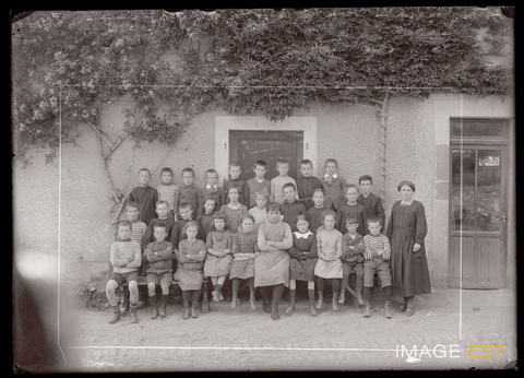 Photographie de classe (Le Val-d'Ajol)