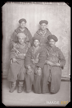 Groupe de goumiers marocains (Le Val-d'Ajol)