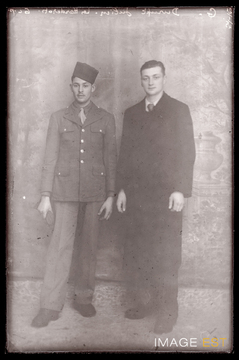 Portrait en pied d'un militaire marocain (Le Val-d'Ajol)