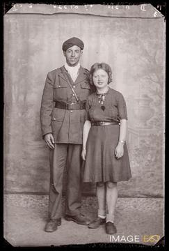 Portrait en pied d'un militaire marocain (Le Val-d'Ajol)