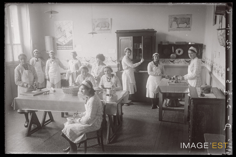 Atelier de cuisine (Le Val-d'Ajol)