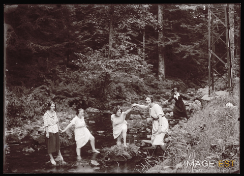 À la cascade de Faymont (Le Val-d'Ajol)