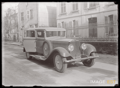 Automobile (Le Val-d'Ajol)