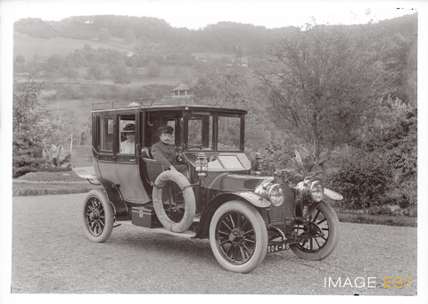 Automobile (Le Val-d'Ajol)