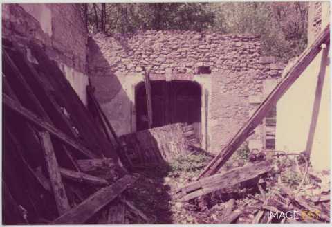 Écuries du château du Charmois (Vandoeuvre-lès-Nancy)