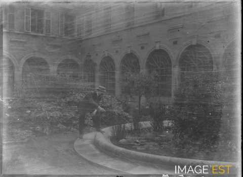 École supérieure de Pharmacie (Nancy)