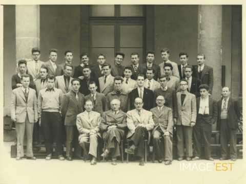 Groupe d'étudiants et d'enseignants (Nancy)