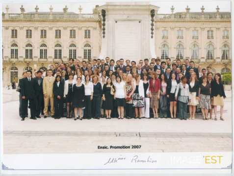 Groupe d'étudiants et d'étudiantes (Nancy)