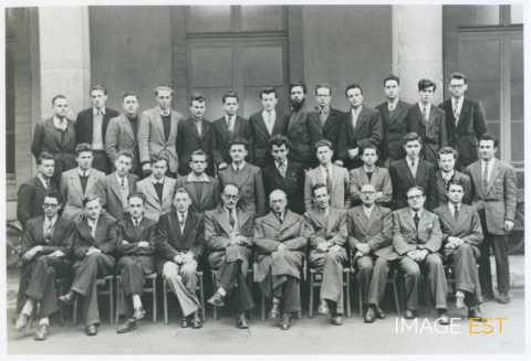 Groupe d'étudiants et d'enseignants (Nancy)