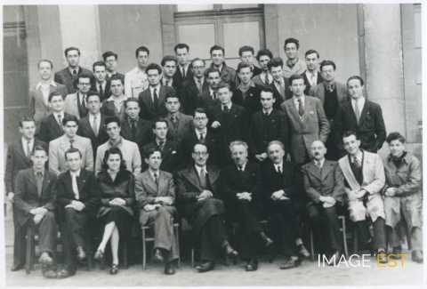 Groupe d'étudiants et d'enseignants (Nancy)