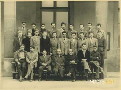 Groupe d'étudiants et d'enseignants (Nancy)