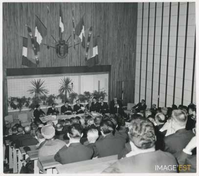 Hommage à Pierre Donzelot (1901-1960)