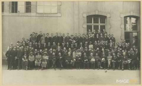 Groupe d'enseignants et d'étudiants (Nancy)