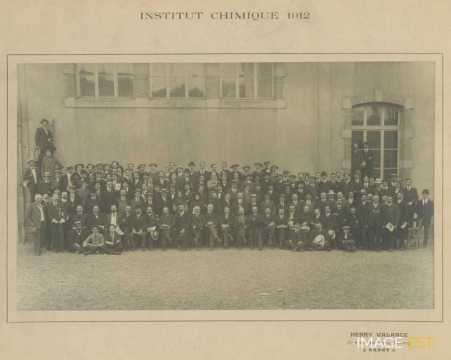 Groupe d'enseignants et d'étudiants (Nancy)