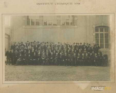 Groupe d'enseignants et d'étudiants (Nancy)