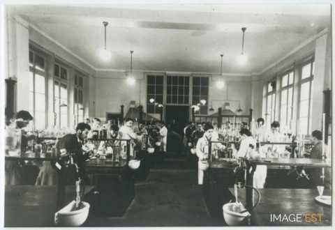 Travaux pratiques (ENSIC)