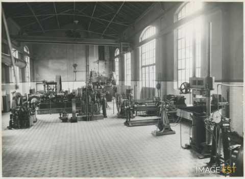Salle de machines (ENSEM)