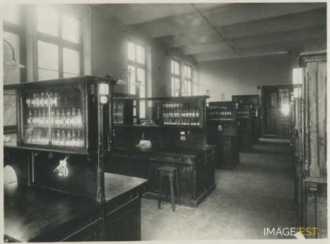 Salle de travaux pratiques (ENSIC)