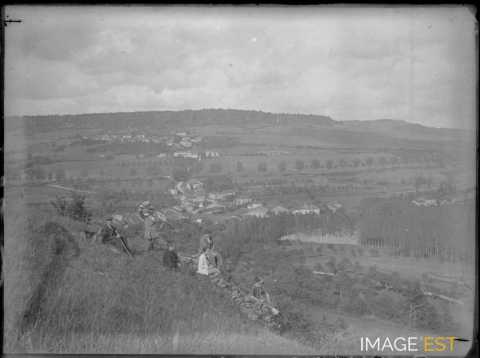 Au sommet d'une colline (Landaville)