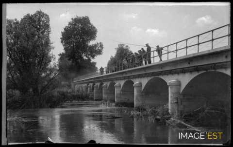 Pont (Dieue-sur-Meuse)