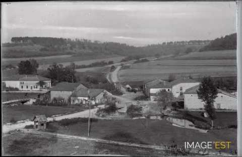 Village (Meuse)