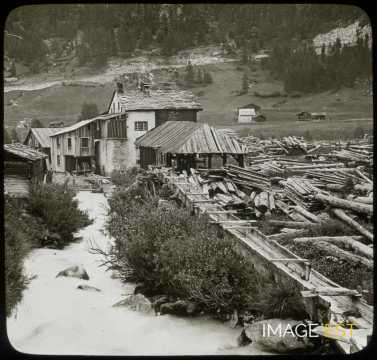 Habitations tradtionnelles de montagne (Suisse)