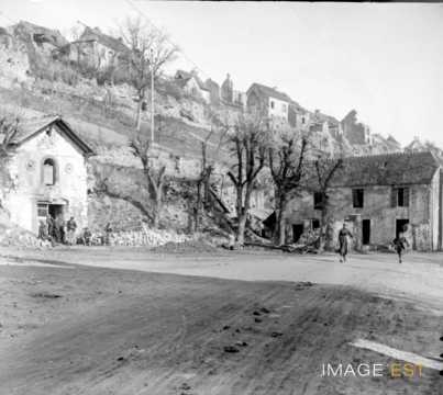 Mont-Saint-Père en ruines (Aisne)